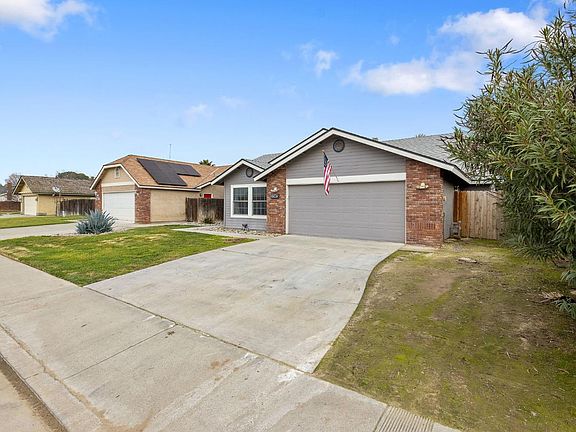 3rd image of 2343 Cottonwood Dr