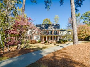 5695 Long Island Dr NW, Atlanta, GA 30327