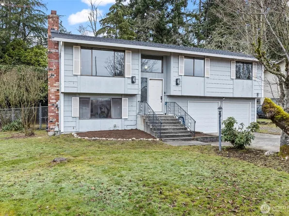 10329 99th Street SW, Tacoma, WA 98498