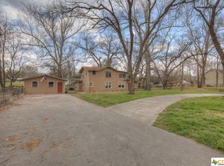 1336 Terminal Loop Rd, Mc Queeney, TX 78123