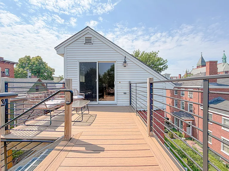 168 Danforth St #3 — Photo 38