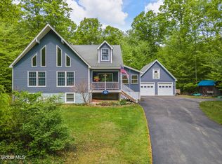 639 N Shore Rd Peck, Gloversville, NY 12078
