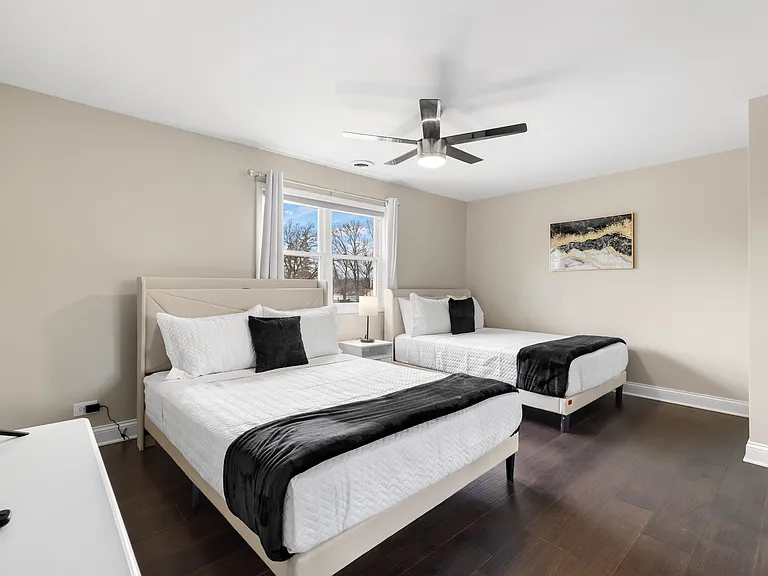 424 W Avery St — Photo 23