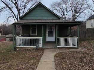 1209 Kingman St, Leavenworth, KS 66048