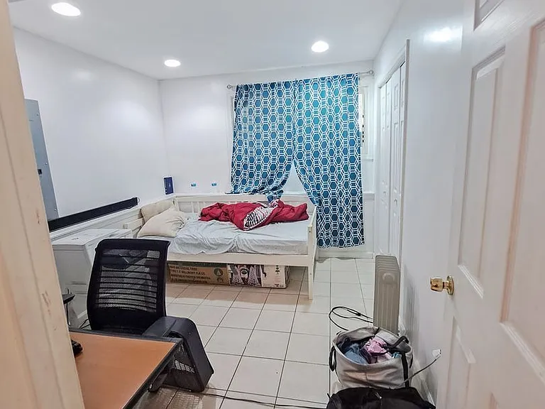 5209 Vaughan Ct — Photo 13