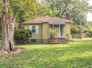 7646 Genesta St, Saint Louis, MO 63123