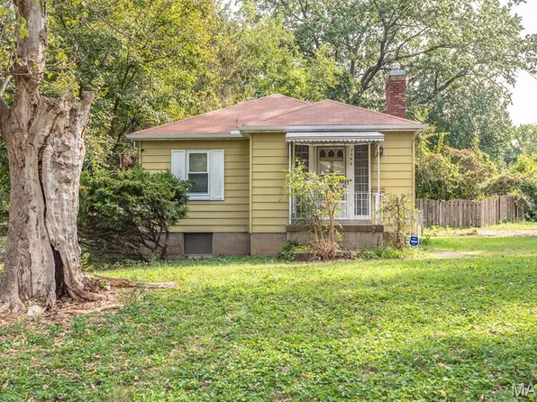 7646 Genesta St, Saint Louis, MO 63123