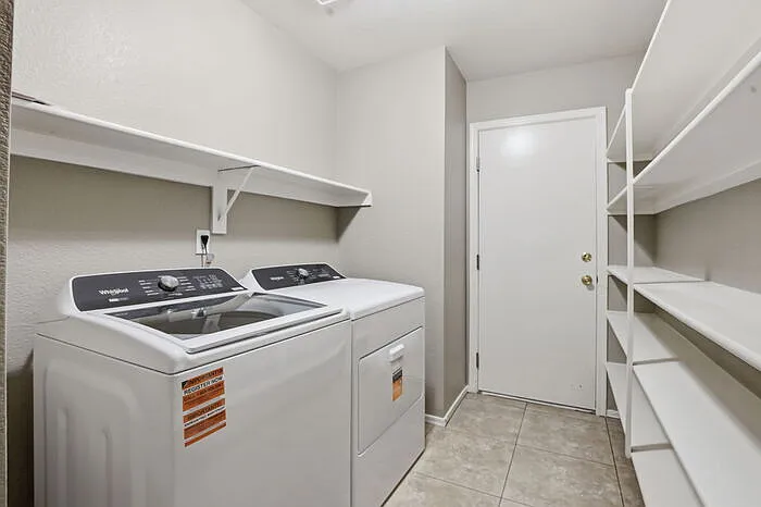 1351 S Mosley Ct — Photo 29