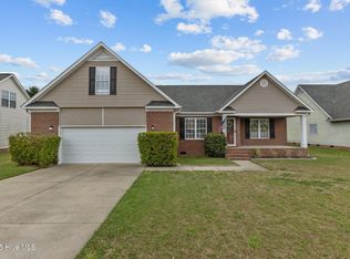 8246 English Saddle Dr, Fayetteville, NC 28314