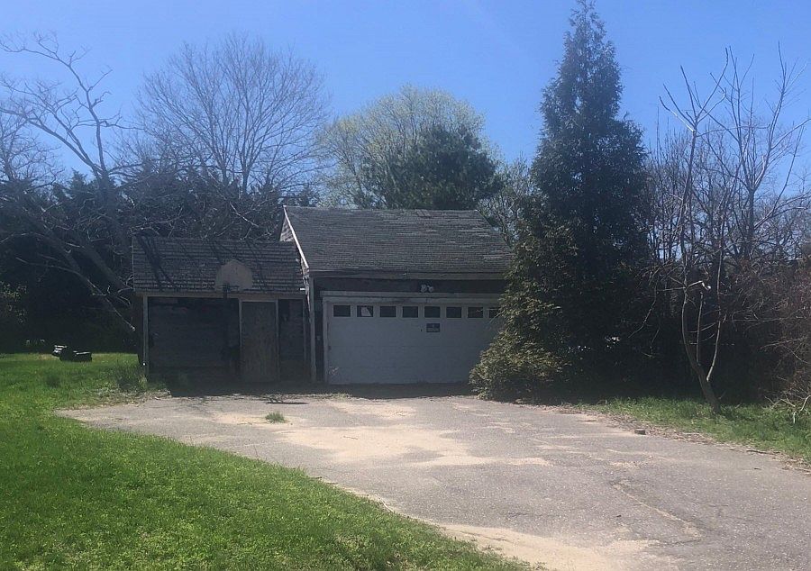 1st image of 9 Griffing Ave