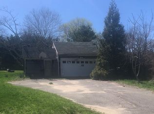 9 Griffing Ave, Westhampton Beach, NY 11978