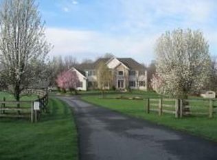 16 Kelsey Farm Rd, Milford, NJ 08848