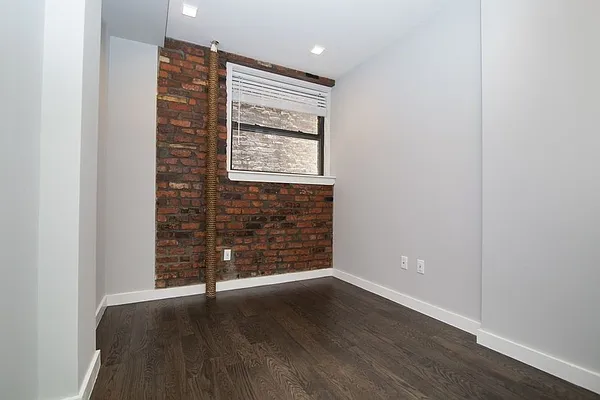 Rented by REAL New York | media 13