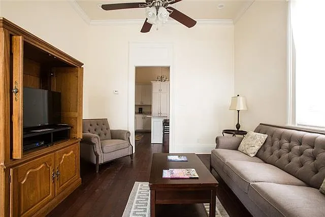 2 bed, 2.0 bath, 1115 sqft, $1,800 — Photo 4