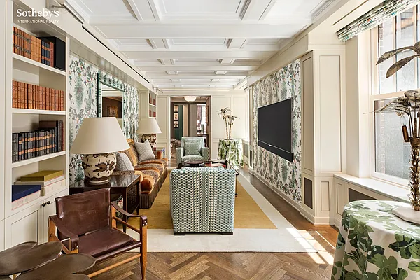 Sold by Sotheby's International Realty | media 25