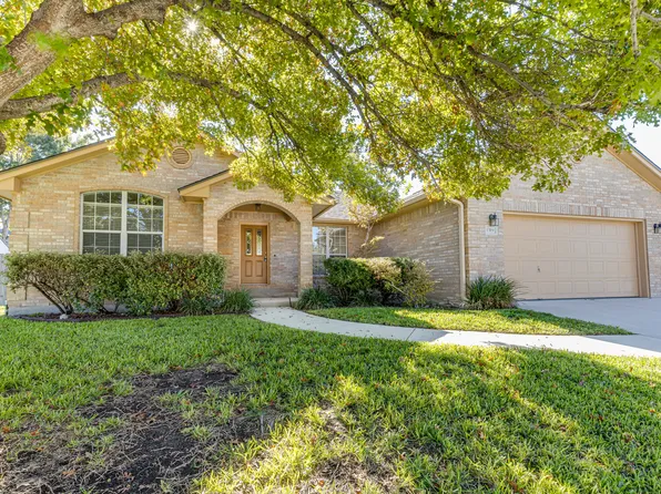 1319 Dime Box Cir, New Braunfels, TX 78130