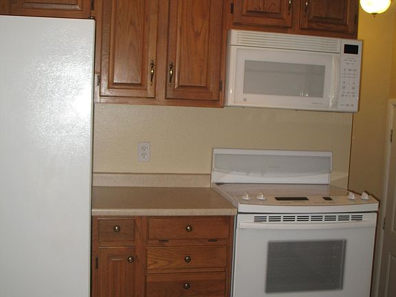 2nd image of 519 Barth Ave