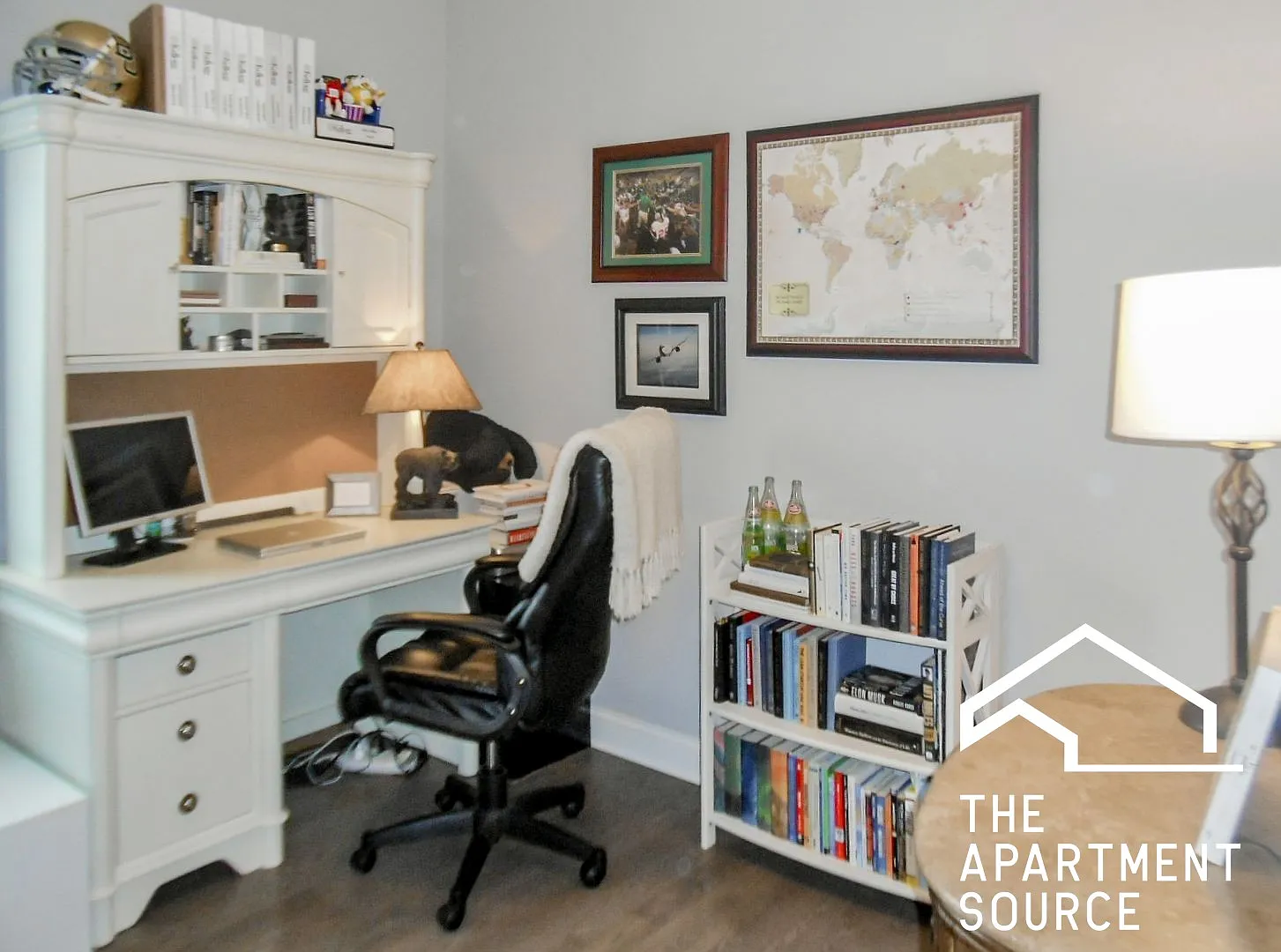 2 bed, 1305 sqft, $5,395 — Photo 3