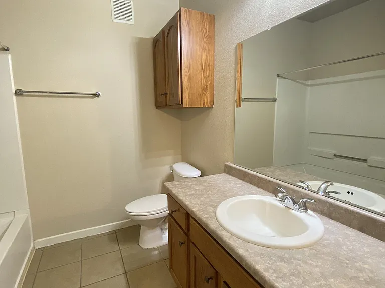 2132 Palenque Dr SE — Photo 10