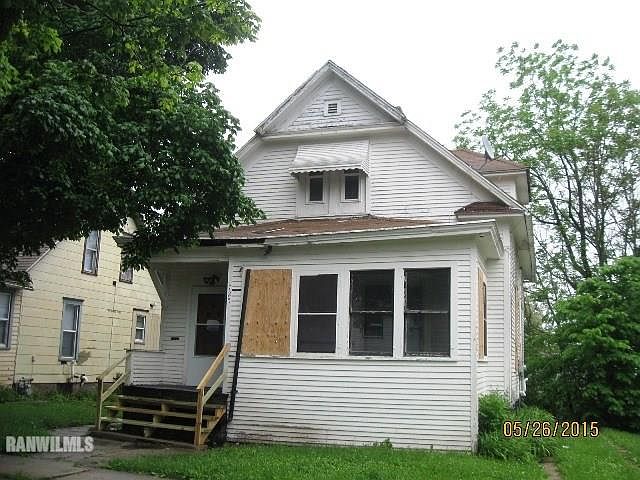 1st image of 725 S Kenwood Ave