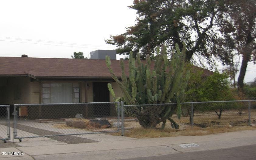 1st image of 2845 W Solano Dr N
