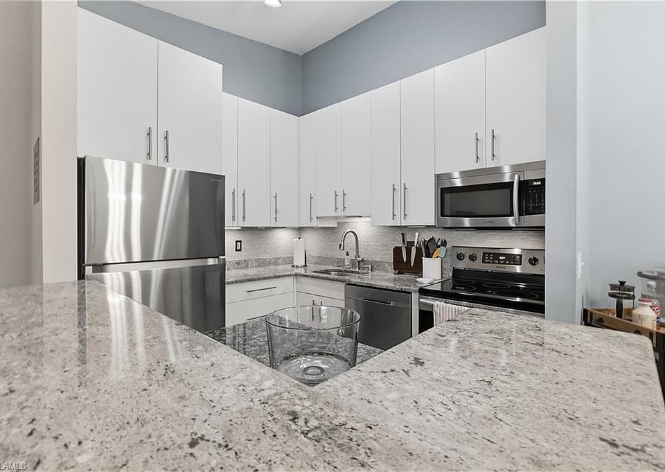 1st image of 14861 Summerlin Woods DR #6