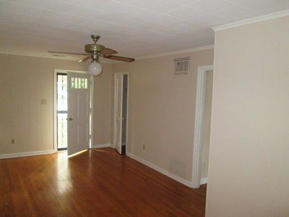 3rd image of 4639 Durbin Ave