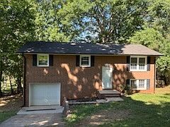 1st image of 1235 Riverview Dr