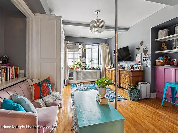 4th image of 25 Tudor City Pl APT 202