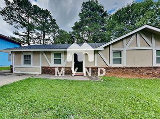 8950 Sterling Ridge Ln, Jonesboro, GA 30238