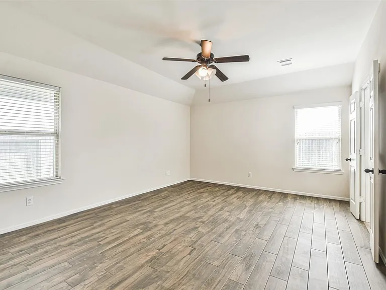 5518 Casa Mila Dr — Photo 12