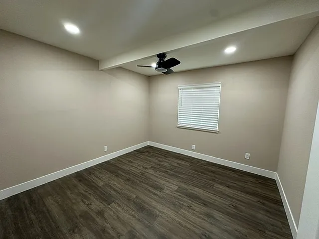 111 Francisco Villa Dr — Photo 11