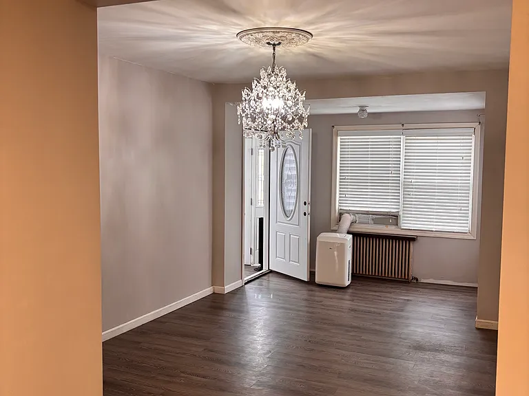 33 Harrison St #1 — Photo 2