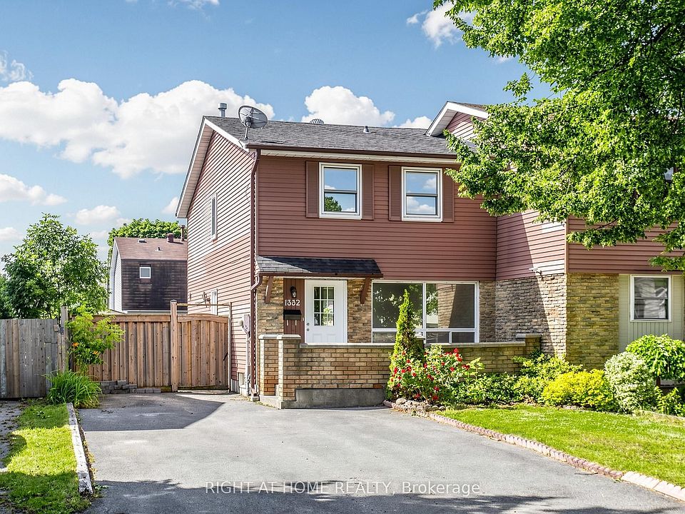 1st image of 1332 Fenelon Cres