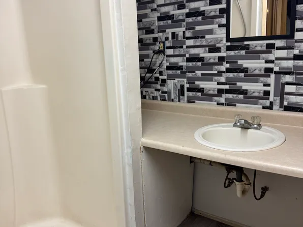 116 W Cass St Unit 3, Osceola, IA 50213