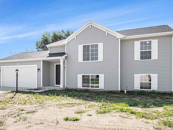 3rd image of 302 Potato Creek Dr