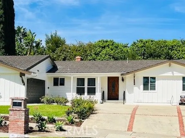 2209 Loma Verde Dr, Fullerton, CA 92833