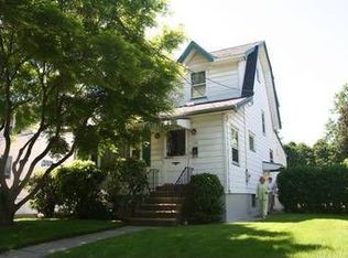 130 Hillside Ave, Teaneck, NJ 07666