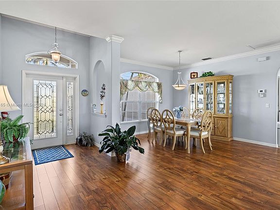 4th image of 16624 Wellington Lakes Cir