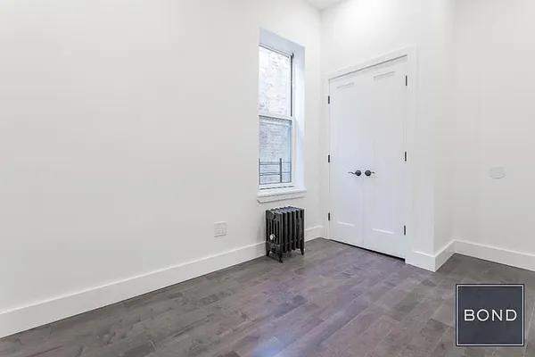 Rented by Bond New York | media 25