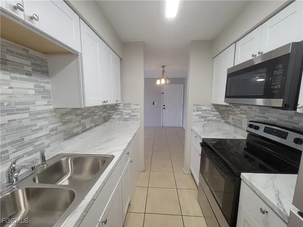 5303 Summerlin Rd #310, Fort Myers, FL 33919