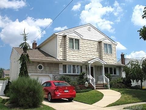 1st image of 161 Rose St