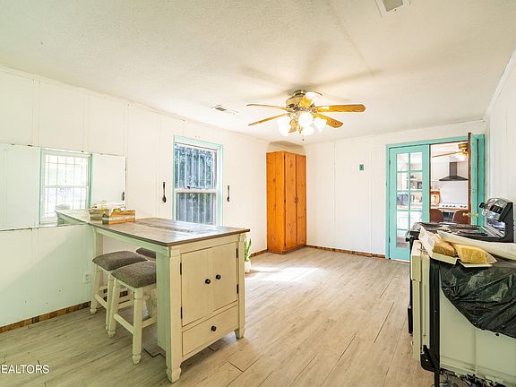 5th image of 1818 Prospect Pl