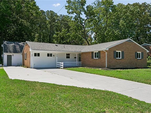 2nd image of 4713 Threechopt Rd