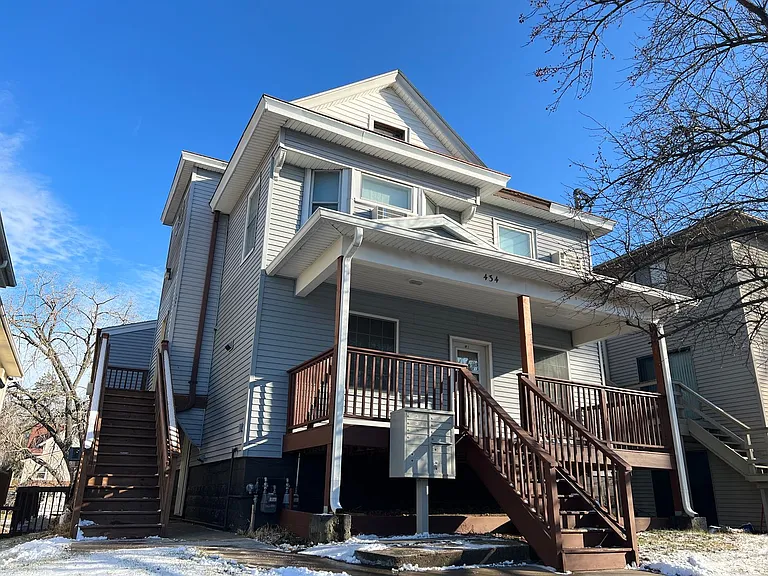 434 S Johnson St — Photo 1