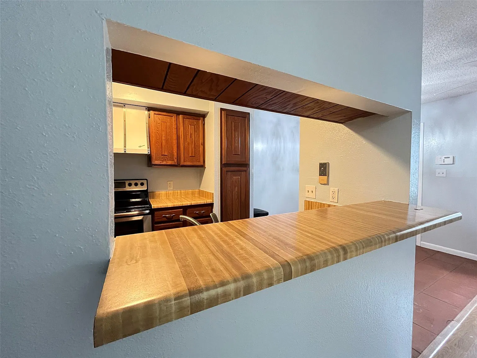 2 bed, 1.5 bath, 1202 sqft, $1,500 — Photo 3