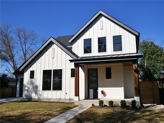 2nd image of 604 Amesbury Ln #1