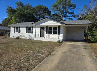 2568 Pine Springs Dr, Fayetteville, NC 28306