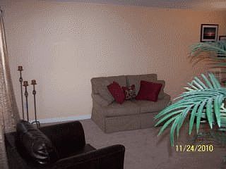 5th image of 1006 Black Cherry Dr N