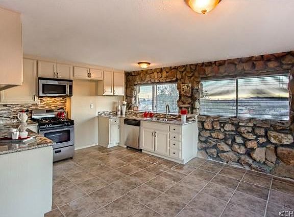 2nd image of 5767 Linda Lee Dr
